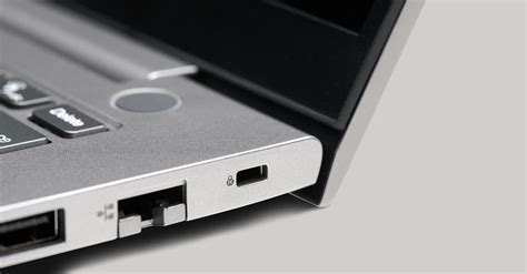 Kensington Slots vs. Nano security slots.